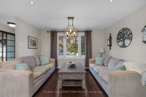 13 Coles Street Barrie ON L4N 5W8