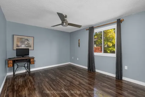 13 Coles Street Barrie ON L4N 5W8