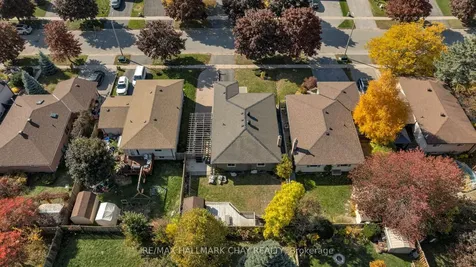 13 Coles Street Barrie ON L4N 5W8