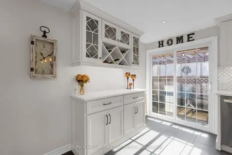 13 Coles Street Barrie ON L4N 5W8