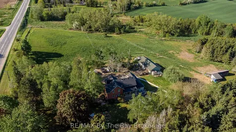 2553 County 42 Road Clearview ON L0M 1S0