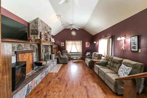 2553 County 42 Road Clearview ON L0M 1S0