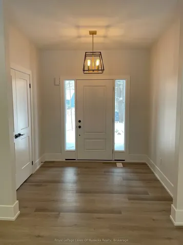 132 Brandon Avenue Severn ON L0K 1E0