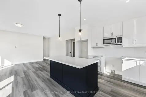 132 Brandon Avenue Severn ON L0K 1E0