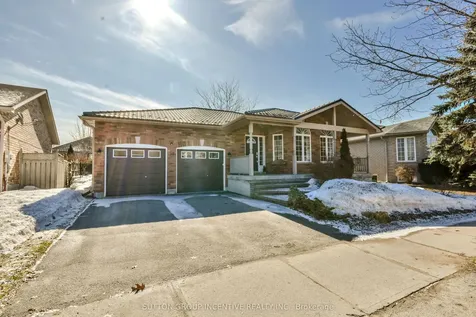 39 Player Drive Barrie ON L4M 6W5