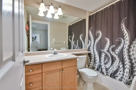 39 Player Drive Barrie ON L4M 6W5