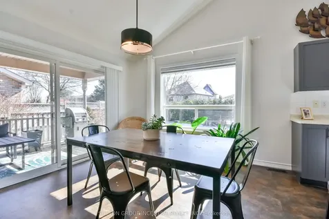 39 Player Drive Barrie ON L4M 6W5