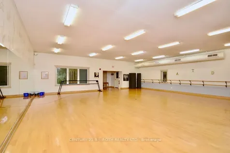 264 Salem Road Barrie ON L9J 0C6