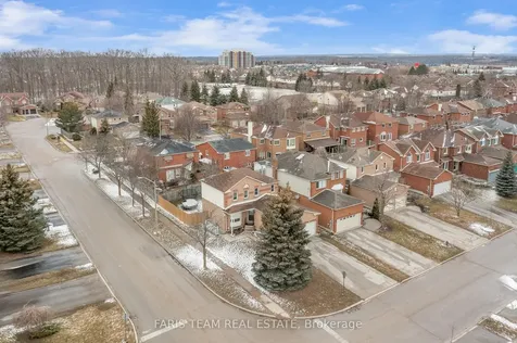 52 Burke Drive Barrie ON L4N 7H8