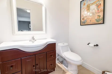 27 Garrett Crescent Barrie ON L4M 5K7