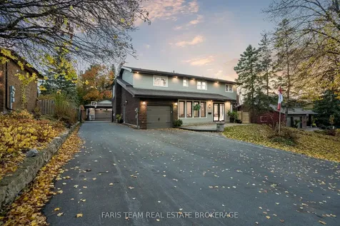 27 Garrett Crescent Barrie ON L4M 5K7