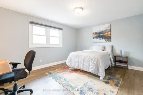 27 Garrett Crescent Barrie ON L4M 5K7