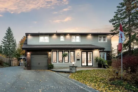 27 Garrett Crescent Barrie ON L4M 5K7