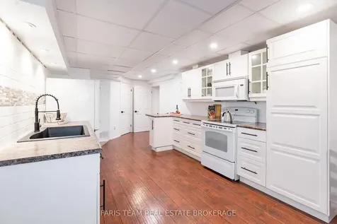 27 Garrett Crescent Barrie ON L4M 5K7