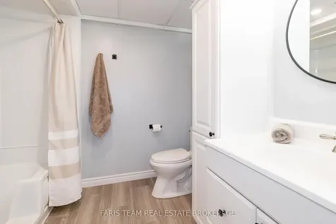 27 Garrett Crescent Barrie ON L4M 5K7