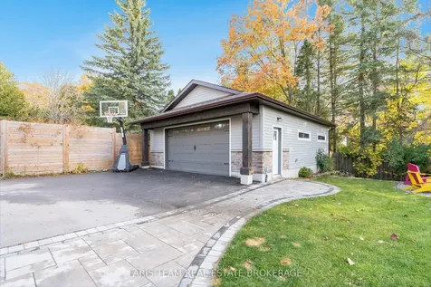 27 Garrett Crescent Barrie ON L4M 5K7