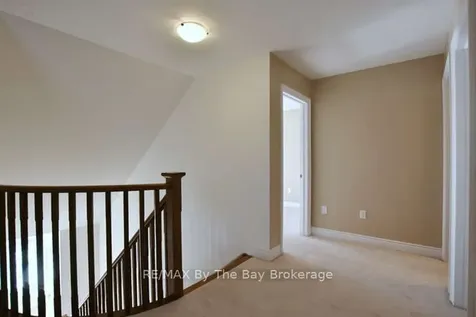 11 Savannah Crescent Wasaga Beach ON L9Z 0E7
