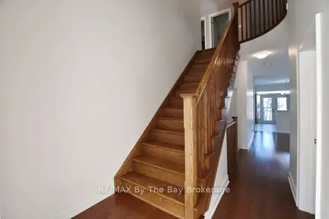 11 Savannah Crescent Wasaga Beach ON L9Z 0E7