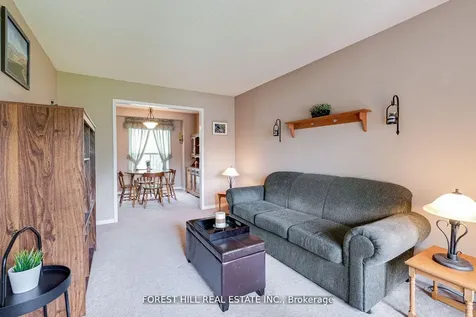 44 Quance Street Barrie ON L4N 7M3