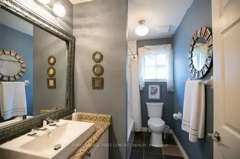 28 Hewitt Place Barrie ON L4M 7B3