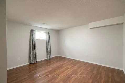 28 Hewitt Place Barrie ON L4M 7B3