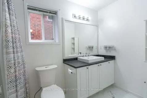 28 Hewitt Place Barrie ON L4M 7B3