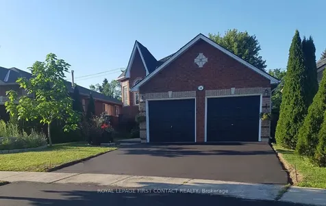 28 Hewitt Place Barrie ON L4M 7B3