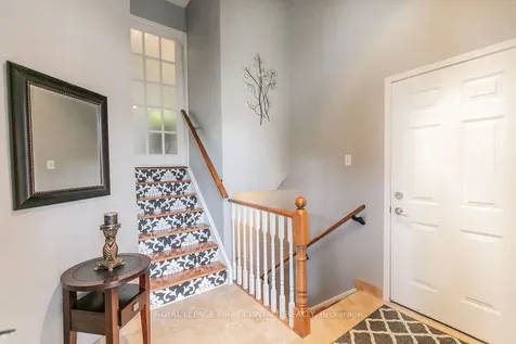28 Hewitt Place Barrie ON L4M 7B3