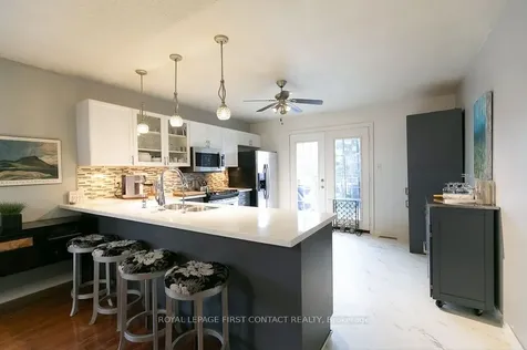 28 Hewitt Place Barrie ON L4M 7B3