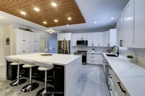 20 Prince William Way Barrie ON L4N 0Y9