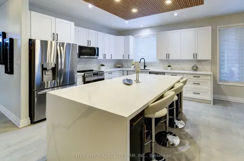 20 Prince William Way Barrie ON L4N 0Y9