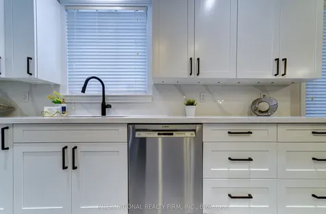 20 Prince William Way Barrie ON L4N 0Y9