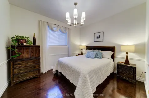 20 Prince William Way Barrie ON L4N 0Y9