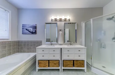 20 Prince William Way Barrie ON L4N 0Y9