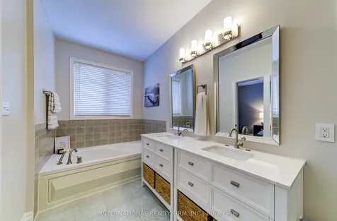 20 Prince William Way Barrie ON L4N 0Y9