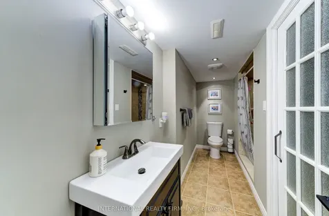 20 Prince William Way Barrie ON L4N 0Y9