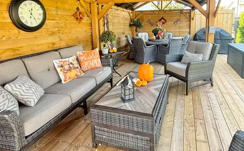 20 Prince William Way Barrie ON L4N 0Y9