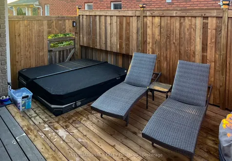 20 Prince William Way Barrie ON L4N 0Y9