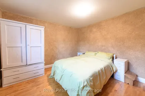 4 Teskey Court Collingwood ON L9Y 4R9