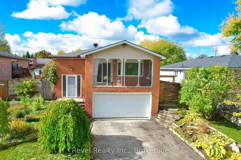 4 Teskey Court Collingwood ON L9Y 4R9