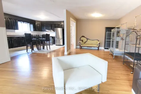 4 Teskey Court Collingwood ON L9Y 4R9