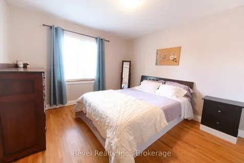 4 Teskey Court Collingwood ON L9Y 4R9
