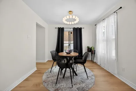 11 Barwick Drive Barrie ON L4N 6Z7