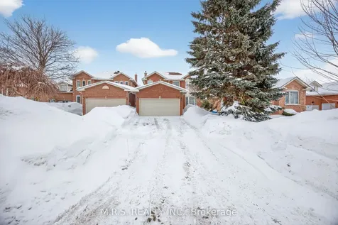 11 Barwick Drive Barrie ON L4N 6Z7