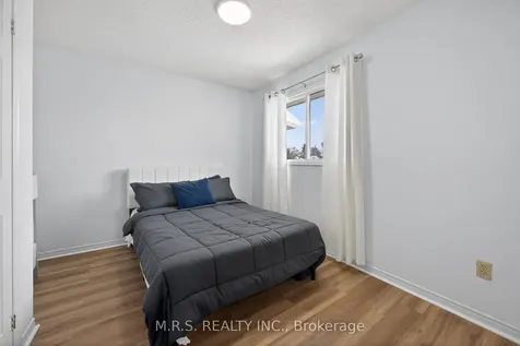 11 Barwick Drive Barrie ON L4N 6Z7