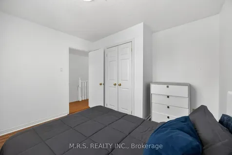 11 Barwick Drive Barrie ON L4N 6Z7