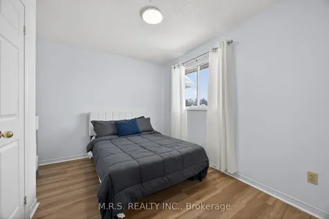 11 Barwick Drive Barrie ON L4N 6Z7