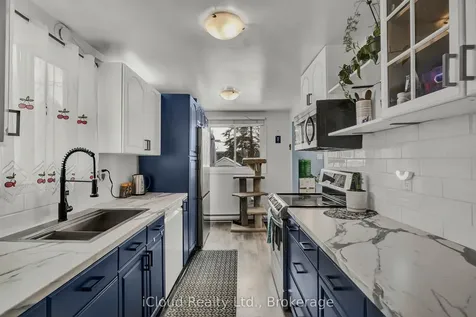 39 Corbett Drive Barrie ON L4M 5S9