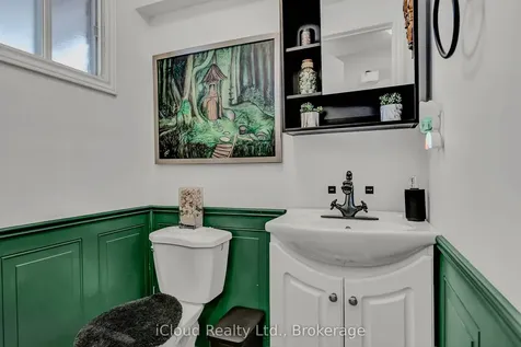 39 Corbett Drive Barrie ON L4M 5S9