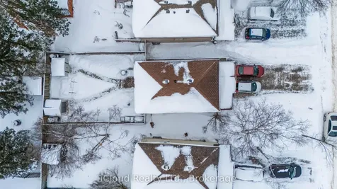 39 Corbett Drive Barrie ON L4M 5S9